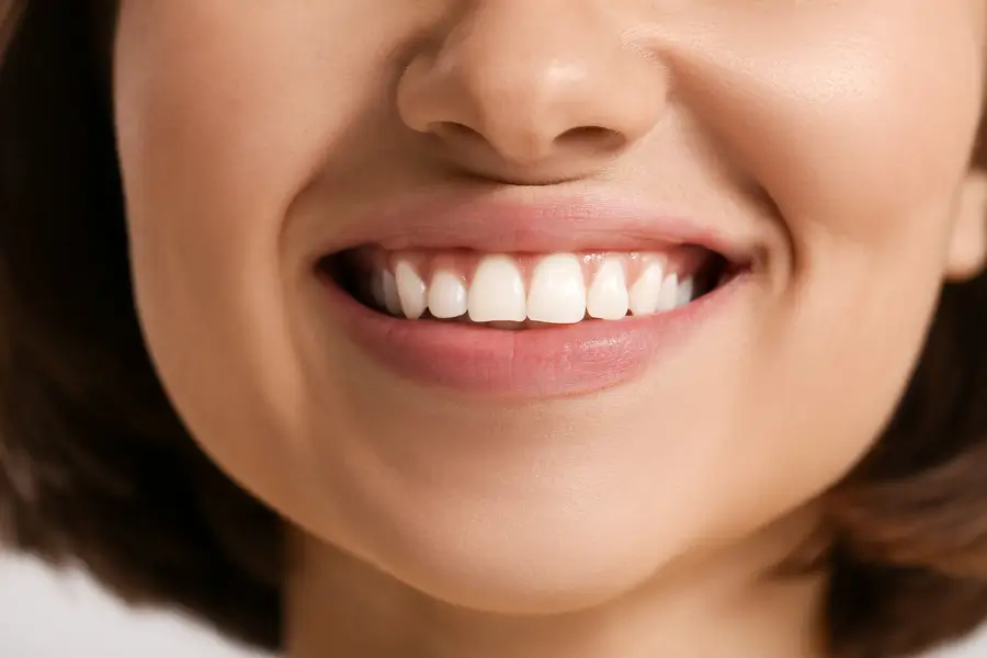 Recognizing Red Flags: When to See a Dentist for Sensitive Teeth 